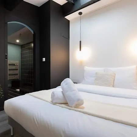Apartment Center- Design In The Heart Of
